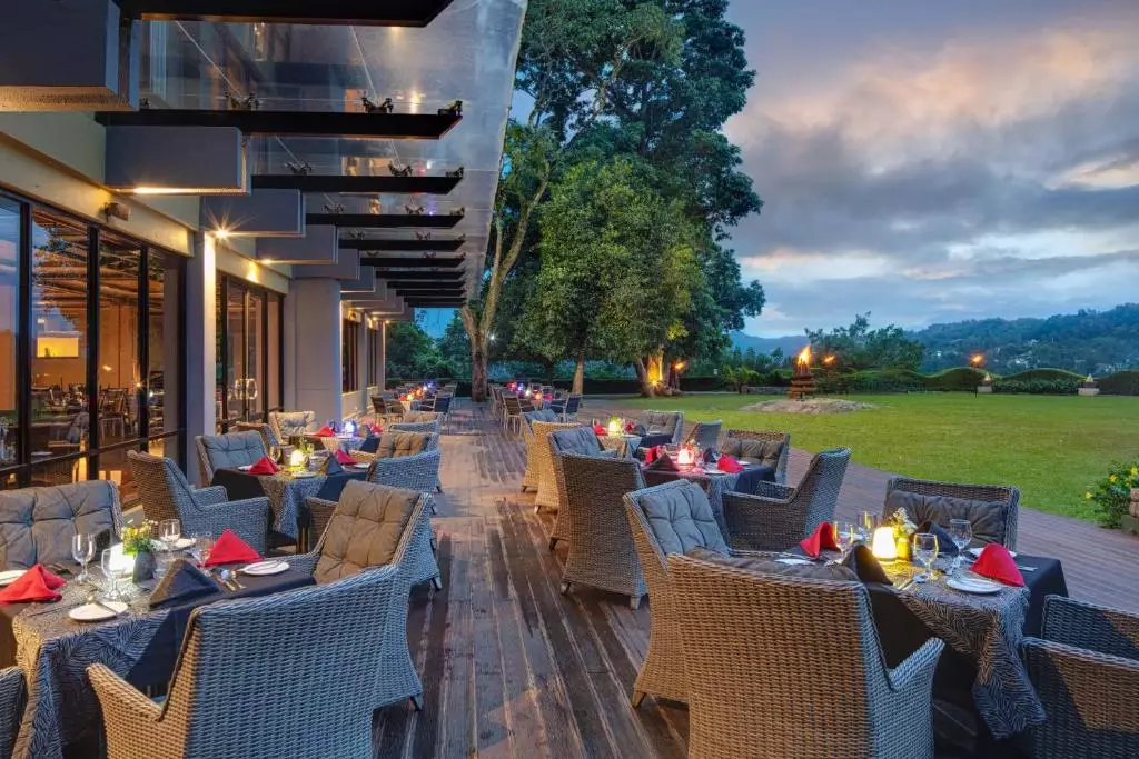 Earls Regency Hotel